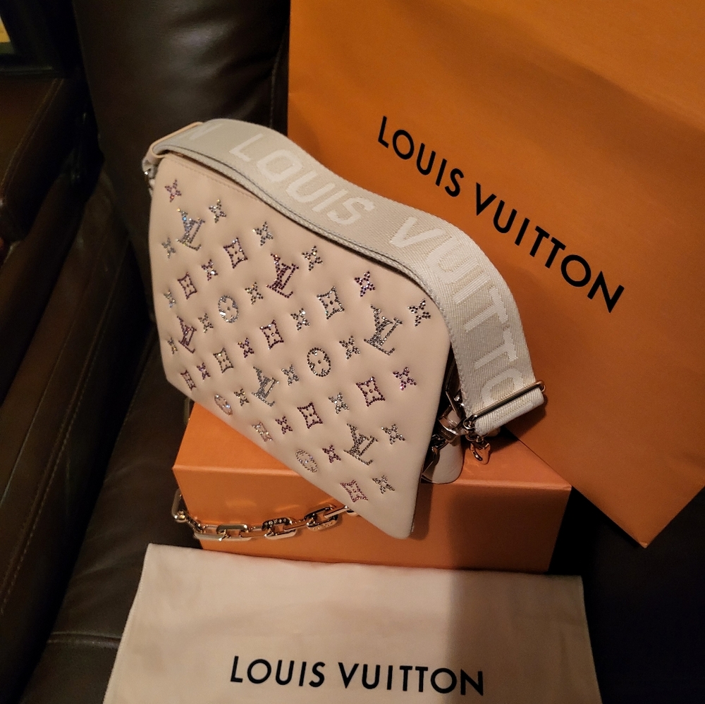Louis vuttion - Picture 4 of 6